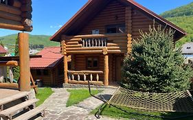Smerekovyi Dvir